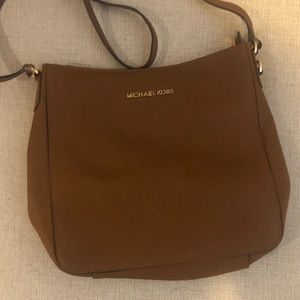 Crossbody purse